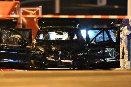 Der Täter fuhr mit einem PS-starken Mietwagen über den Weihnachtsmarkt. (Archivbild)