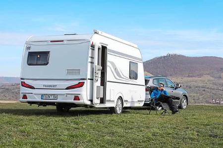 Fahrzeug mit Anhänger