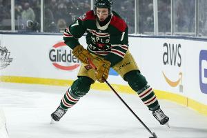 Rücken-OP: Sturm fehlt Minnesota für Wochen