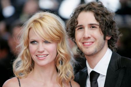 January Jones und Josh Groban