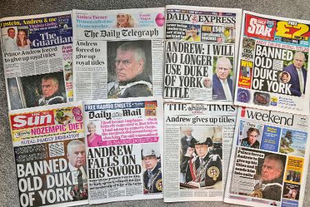 Die britischen Medien titeln allesamt mit der Bekanntgabe von Prinz Andrew.