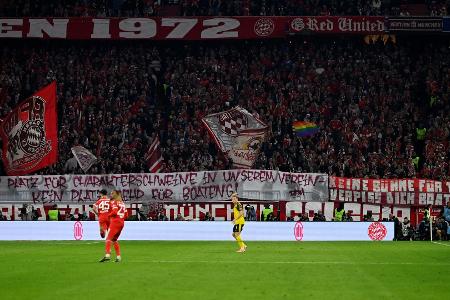 Bayern-Fans protestieren gegen Rückkehr von Boateng