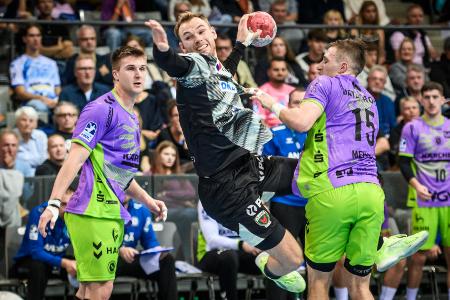 Füchse und Magdeburg lösen Pflichtaufgaben in der Fremde