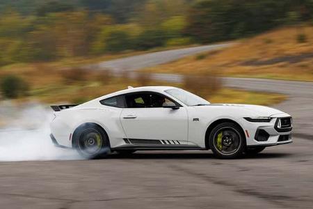 Ford Mustang RTR 