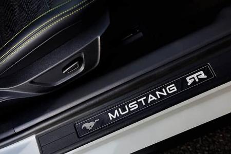 Ford Mustang RTR 