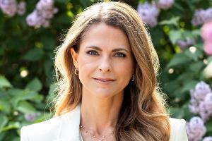 Prinzessin Madeleine sendet herbstliche Grüße mit Sohn Nicolas