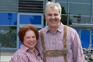 "Bauer sucht Frau"-Kultpaar Anja und Bruno bei "Bares für Rares"