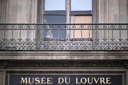 Die Ermittler suchen weiter nach Spuren der flüchtigen Täter.