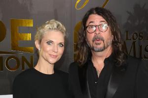 Dave Grohl und Ehefrau: Erster roter Teppich nach Seitensprung-Baby
