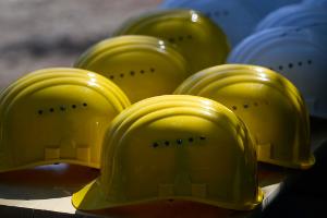 Die Zeitarbeitsfirmen sehen zurzeit besonders unter Druck, wie die Untersuchung von Creditreform zeigt. (Symbolbild)