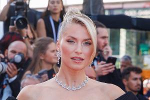 "Krasseste Schmerzen": Lena Gercke gibt verzweifeltes Fußupdate