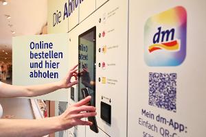 An mehr als 1.800 Abholstationen in Deutschland können Kundinnen und Kunden Waren abholen. (Archivbild)