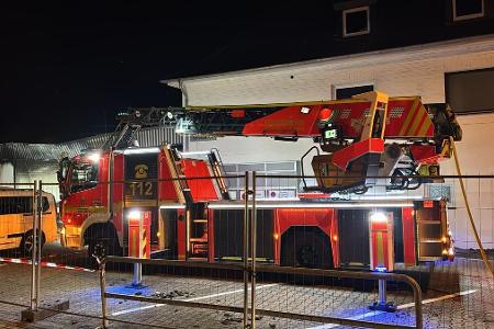Die Brandwache am Abend an der Einsatzstelle