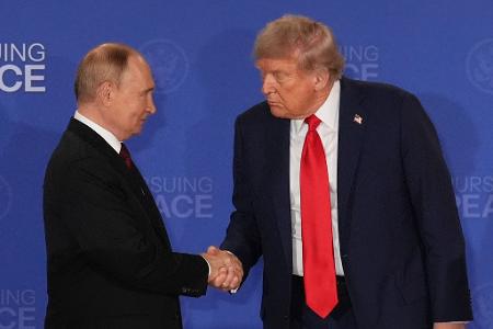 Zuletzt begegneten sich Trump und Putin im US-Bundesstaat Alaska. (Archivbild) Zuletzt begegneten sich Trump und Putin im US-Bundesstaat Alaska. (Archivbild)