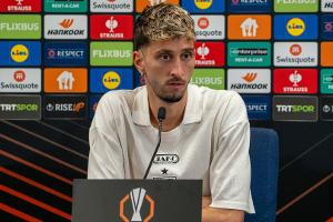 VfB bei Fenerbahce: Karazor warnt vor "Hölle"