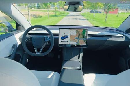 Tesla Model 3 Facelift 2036