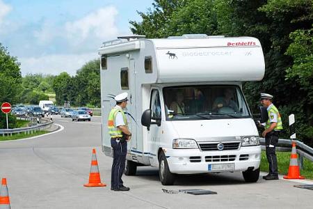 Überladung ist kein Kavaliersdelikt, es drohen Geldbußen und Punkte. 