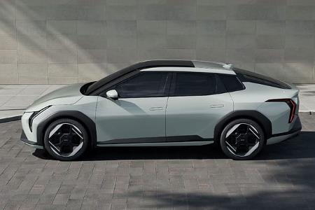 Kia EV4