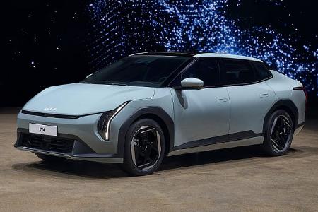 Kia EV4