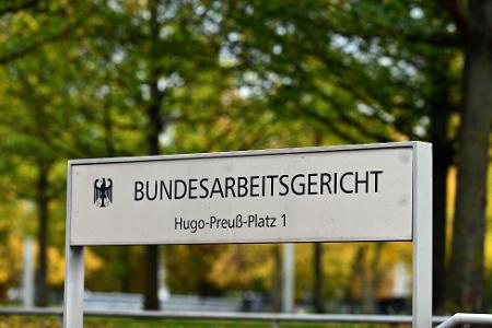Das Bundesarbeitsgericht stärkt die Rechte von Frauen bei Streit um die gleiche Bezahlung wie Männer (Illustration) Das Bundesarbeitsgericht stärkt die Rechte von Frauen bei Streit um die gleiche Bezahlung wie Männer (Illustration)