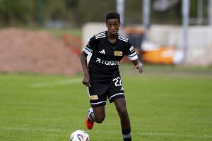 Frauen: Union stattet 15-Jährige mit Profi-Vertrag aus