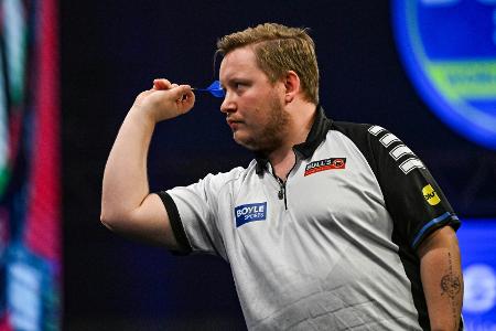 Darts-EM: Schindler erstmals im Achtelfinale