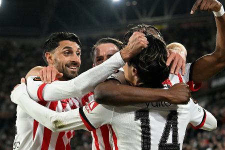 "Muss Überzeugung haben": Grifo erklärt Traumfreistoß