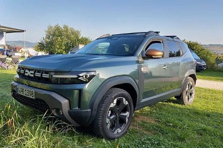 Frontansicht, Dacia, Duster, Sleep Pack, Camping, Auto Frontansicht, Dacia, Duster, Sleep Pack, Camping, Auto
