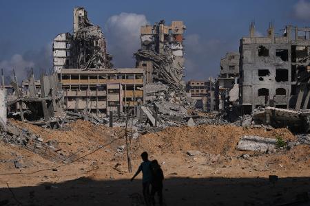 Nach dem Waffenstillstand steht die Frage im Raum, wie es im Gazastreifen weitergeht. (Archivbild) Nach dem Waffenstillstand steht die Frage im Raum, wie es im Gazastreifen weitergeht. (Archivbild)