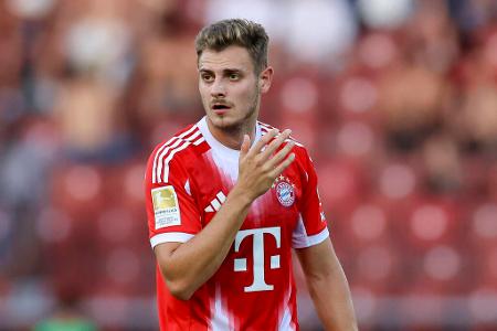 Josip Stanisic (ab 83.) - ohne Bewertung - Kehrte nach Innenbandverletzung auf den Rasen zurück. Erlebte allerdings einen ruhigen Arbeitstag. Gladbach kam in den letzten Minuten nicht mehr aus der eigenen Hälfte. Josip Stanisic (ab 83.) - ohne Bewertung - Kehrte nach Innenbandverletzung auf den Rasen zurück. Erlebte allerdings einen ruhigen Arbeitstag. Gladbach kam in den letzten Minuten nicht mehr aus der eigenen Hälfte.