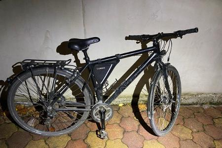 Offensichtlich entwendetes Fahrrad