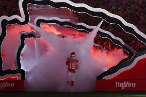 Mahomes glänzt nach Problemen - Kelce mit Klubrekord