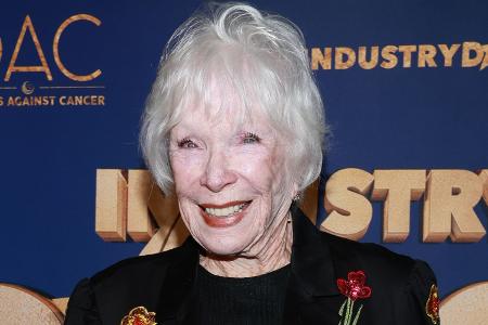 Shirley MacLaine, 91 Jahre Shirley MacLaine, 91 Jahre