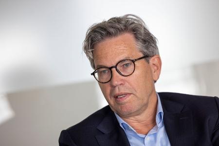 Vodafone-Deutschlandchef Marcel de Groot setzt auch in der Zukunft auf TV-Kabelanschlüsse für schnelles Internet. (Archivbild)