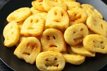 Gebackene Kartoffeln in Gespensterform Gebackene Kartoffeln in Gespensterform