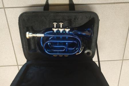 Blaue Minitrompete