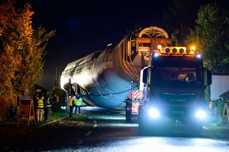 Die Transportstrecke führte auf einer Länge von rund 1,8 Kilometern durch das Landschaftsschutzgebiet.