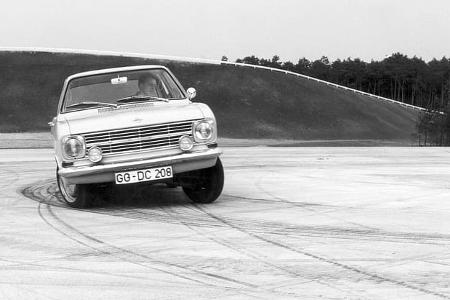 50 Jahre Opel Testcenter Dudenhofen