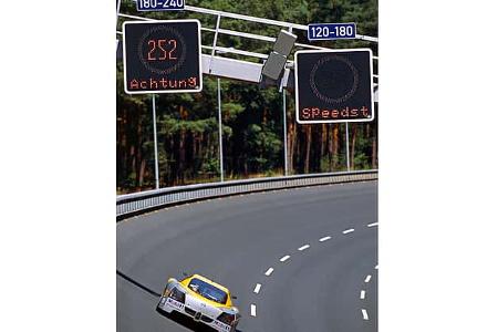 50 Jahre Opel Testcenter Dudenhofen