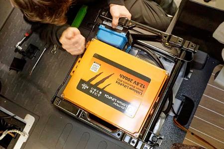 Einbau Lithiumbatterie