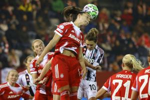 Über 10.000 Fans: FC Bayern mit Zuschauer-Saisonrekord