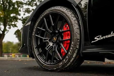 Supercar-Auktion Betrüger Großbritannien Lamborghini Huracan Sterrato