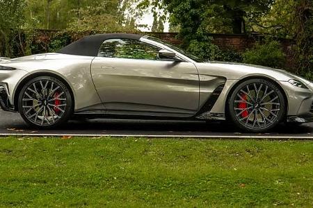 Supercar-Auktion Betrüger Großbritannien Aston Martin Vantage V12 Roadster