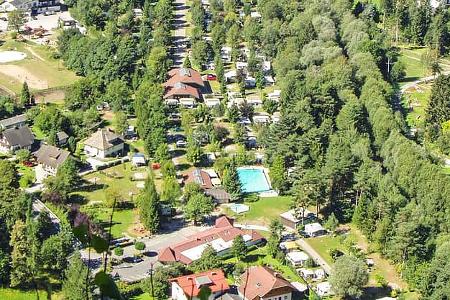 f_Camping-Tipps_Österreich_Schwimmbad Camping Mössler