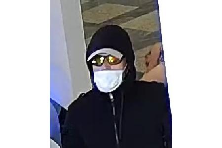 Das Bild zeigt den Tatverdächtigen. Veröffentlichung mit dieser Pressemitteilung honorarfrei. (Foto: Polizei Münster.)