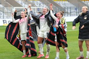 Leverkusen und Frankfurt weiter in der Verfolgerrolle