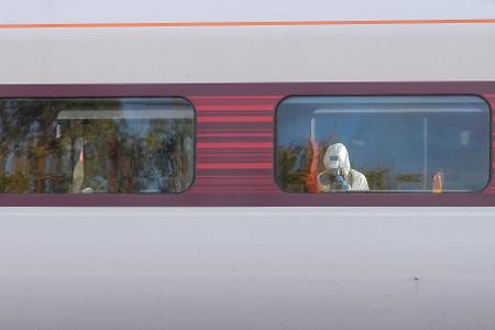 Derzeit gibt es laut den Ermittlern keine Hinweise auf einen terroristischen Hintergrund.