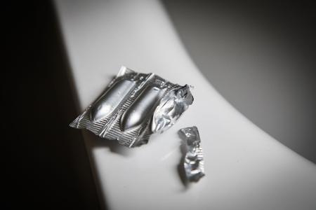 Gewusst wie: Diese Tipps helfen beim Einführen von Zäpfchen.