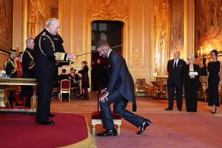 David Beckham wurde zum Ritter geschlagen. 