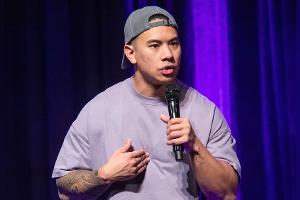 Comedian Tutty Tran macht rassistischen Angriff öffentlich